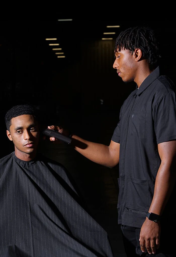 Barber Strong The Barber Jacket - Black
