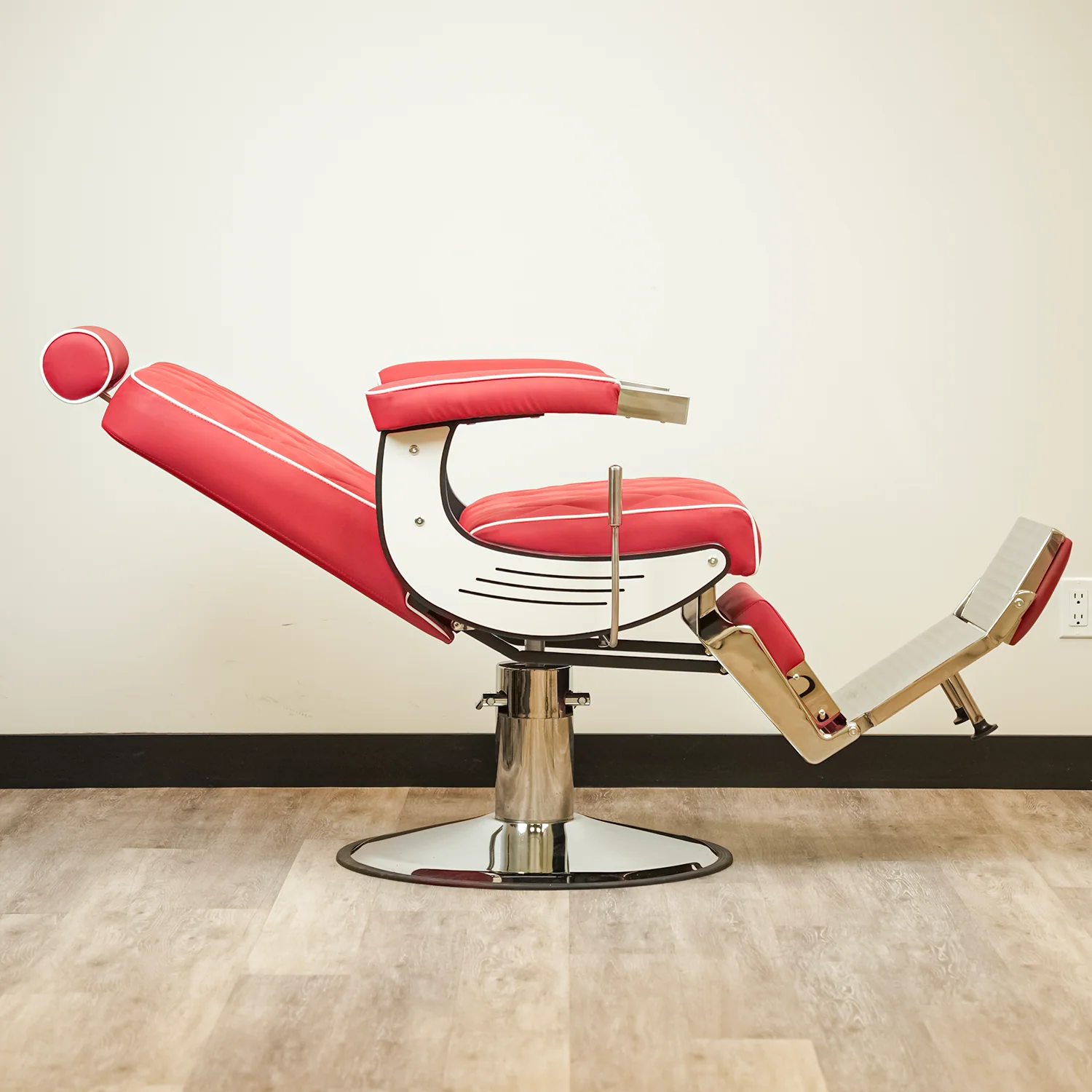 Bursa 2.0 Barber Chair - Red - Image 7