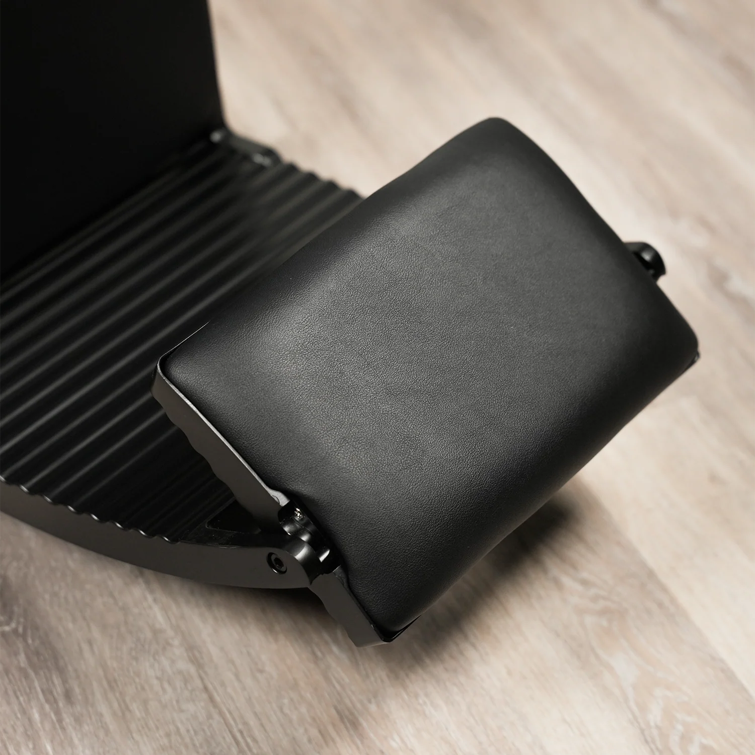 Jabal Barber Chair - Image 12
