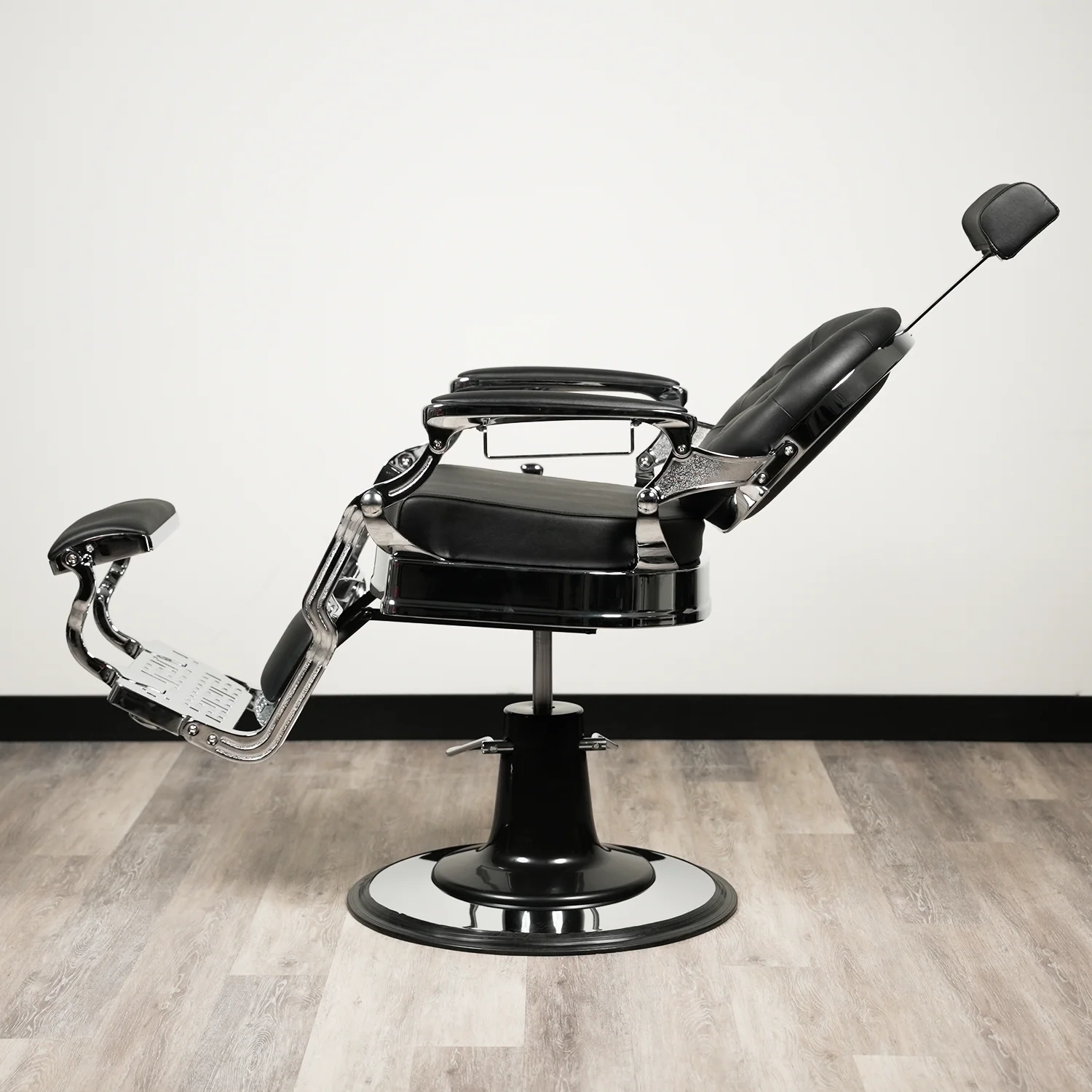 Zafir Barber Chair - Image 10
